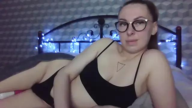 _Leslyy_Solo_1 from StripChat is Freechat