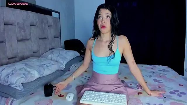 Girls: Stay up-to-date with the new immersive cumshows range and check-out the cutest escorts exhibit their wet clitoris and sweet physiques as they strip off and climax.