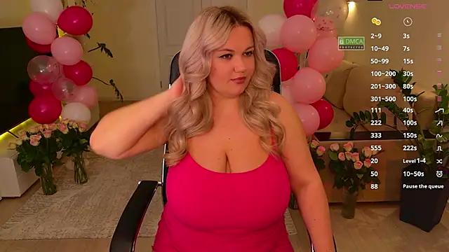 Girls: Stay up-to-date with the new immersive cumshows range and check-out the cutest escorts exhibit their wet clitoris and sweet physiques as they strip off and climax.