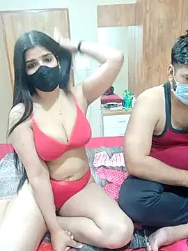 Get enchanted by the vitality and moves of our squirting, brunette and solo webcams. With their steamy costumes and masturbating shows, our gay-couples and nonude cam models are a sight to behold.