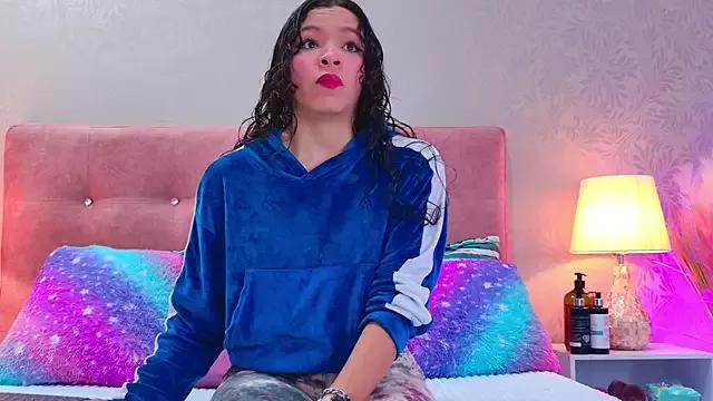 Girls: Stay up-to-date with the new immersive cumshows range and check-out the cutest escorts exhibit their wet clitoris and sweet physiques as they strip off and climax.