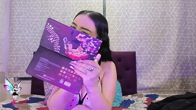 alanna_love01 from StripChat