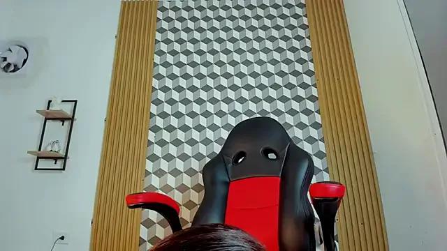 alice__brow from StripChat is Freechat