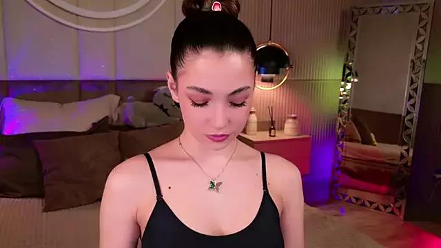 Alice_Deleon from StripChat is Freechat