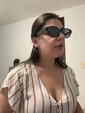 AliceGarc from StripChat is Freechat