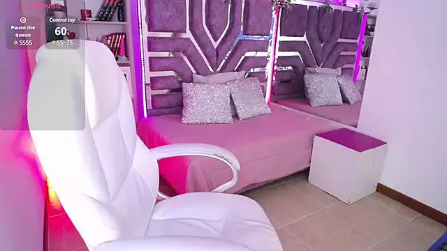 Girls: Stay up-to-date with the new immersive cumshows range and check-out the cutest escorts exhibit their wet clitoris and sweet physiques as they strip off and climax.