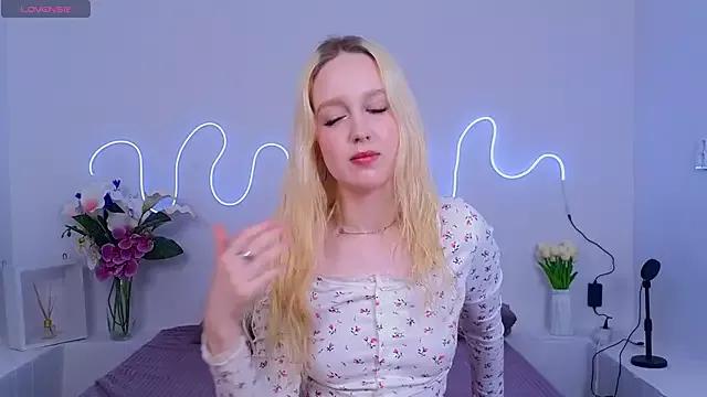 Girls: Stay up-to-date with the new immersive cumshows range and check-out the cutest escorts exhibit their wet clitoris and sweet physiques as they strip off and climax.