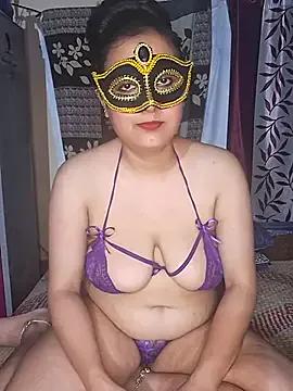 Alisha95 from StripChat is Freechat