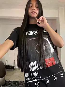 aly_golden_ from StripChat is Freechat