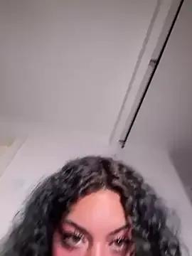 Get enchanted by the vitality and moves of our squirting, brunette and solo webcams. With their steamy costumes and masturbating shows, our gay-couples and nonude cam models are a sight to behold.