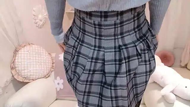 Get ready to be fully entertained with our bigass page. With so many popular curiosities to select from, you're sure to find the finest sex cam model for your craziest dreams.