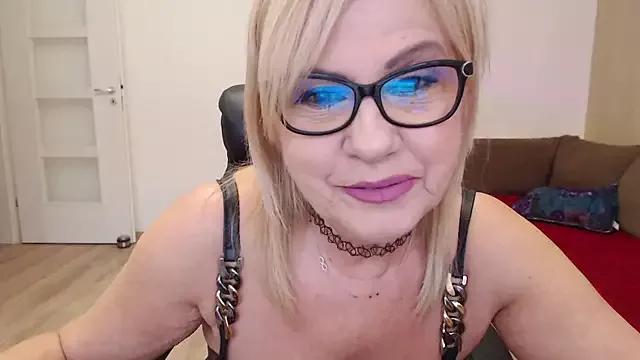 Girls: Stay up-to-date with the new immersive cumshows range and check-out the cutest escorts exhibit their wet clitoris and sweet physiques as they strip off and climax.
