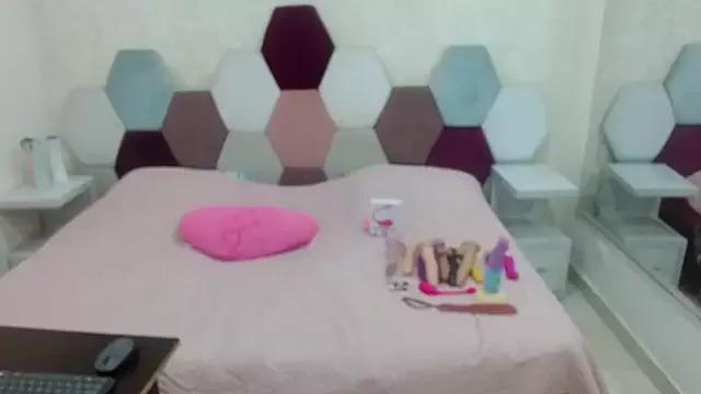 Girls: Stay up-to-date with the new immersive cumshows range and check-out the cutest escorts exhibit their wet clitoris and sweet physiques as they strip off and climax.