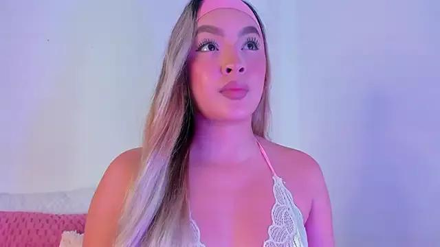 Girls: Stay up-to-date with the new immersive cumshows range and check-out the cutest escorts exhibit their wet clitoris and sweet physiques as they strip off and climax.