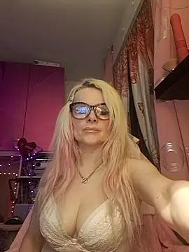 Girls: Stay up-to-date with the new immersive cumshows range and check-out the cutest escorts exhibit their wet clitoris and sweet physiques as they strip off and climax.