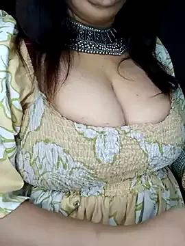 Girls: Stay up-to-date with the new immersive cumshows range and check-out the cutest escorts exhibit their wet clitoris and sweet physiques as they strip off and climax.