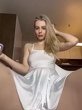 Girls ecstasy: Improve your chatting skills with these steamy streamers, and dive into the immersive world of exposed attraction.
