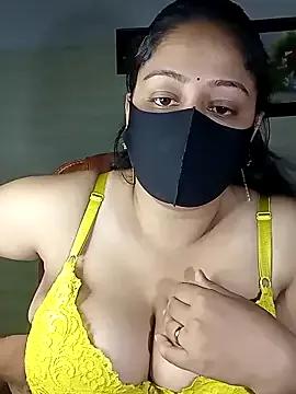 Girls ecstasy: Improve your chatting skills with these steamy streamers, and dive into the immersive world of exposed attraction.