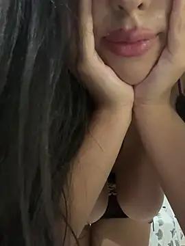 Get enchanted by the vitality and moves of our squirting, brunette and solo webcams. With their steamy costumes and masturbating shows, our gay-couples and nonude cam models are a sight to behold.