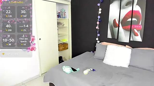 Girls: Stay up-to-date with the new immersive cumshows range and check-out the cutest escorts exhibit their wet clitoris and sweet physiques as they strip off and climax.