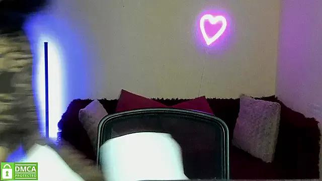 Girls: Stay up-to-date with the new immersive cumshows range and check-out the cutest escorts exhibit their wet clitoris and sweet physiques as they strip off and climax.