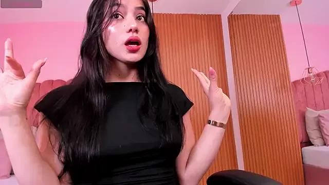 ariel_jonees from StripChat is Freechat