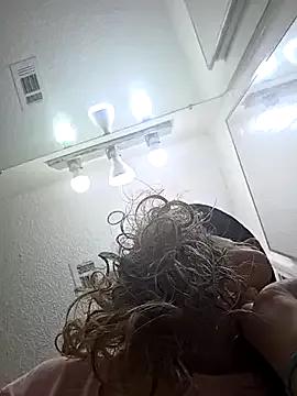 Girls: Stay up-to-date with the new immersive cumshows range and check-out the cutest escorts exhibit their wet clitoris and sweet physiques as they strip off and climax.