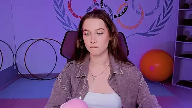 ArielSykes from StripChat is Freechat