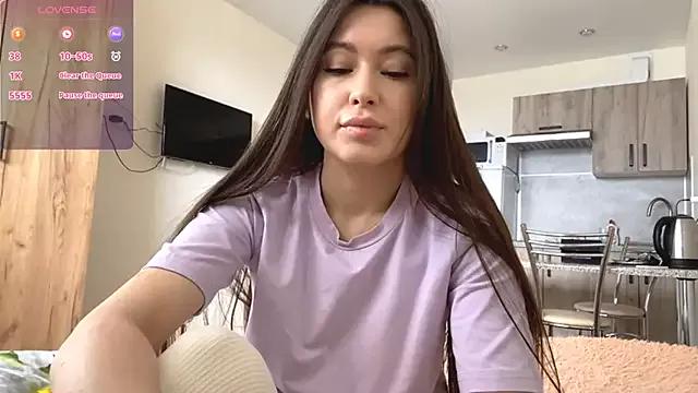 ArletteAlly from StripChat is Freechat