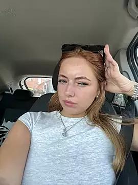 AroraAngel from StripChat is Freechat