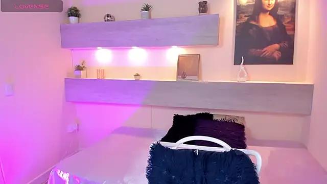Girls: Stay up-to-date with the new immersive cumshows range and check-out the cutest escorts exhibit their wet clitoris and sweet physiques as they strip off and climax.