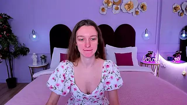 Girls: Stay up-to-date with the new immersive cumshows range and check-out the cutest escorts exhibit their wet clitoris and sweet physiques as they strip off and climax.