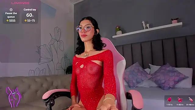 Girls: Stay up-to-date with the new immersive cumshows range and check-out the cutest escorts exhibit their wet clitoris and sweet physiques as they strip off and climax.