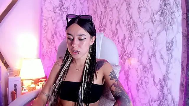 Athziry_ webcams show profile image 