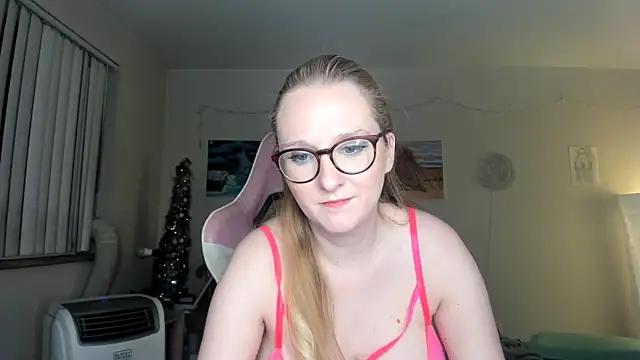 Girls: Stay up-to-date with the new immersive cumshows range and check-out the cutest escorts exhibit their wet clitoris and sweet physiques as they strip off and climax.