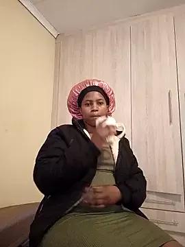 Baddiestpearl from StripChat is Freechat