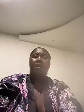 BambiWoman from StripChat