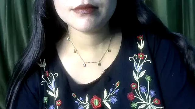 beauty_bipasa from StripChat is Freechat
