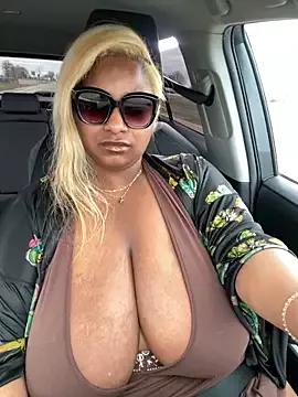 Girls: Stay up-to-date with the new immersive cumshows range and check-out the cutest escorts exhibit their wet clitoris and sweet physiques as they strip off and climax.