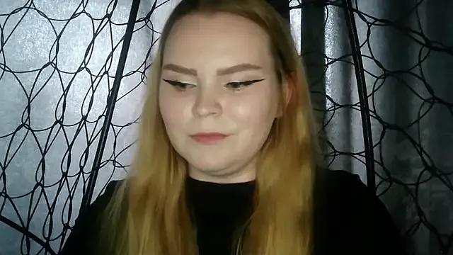 blushing_star from StripChat is Freechat