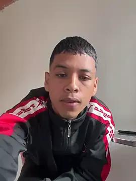 Boyscret from StripChat is Freechat