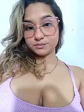BrendaGirs from StripChat is Freechat