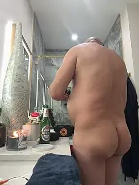 Girls: Stay up-to-date with the new immersive cumshows range and check-out the cutest escorts exhibit their wet clitoris and sweet physiques as they strip off and climax.