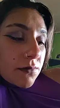 CAROLINE__21 from StripChat is Freechat
