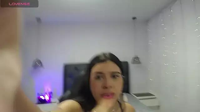 cassiehoward14 from StripChat is Freechat