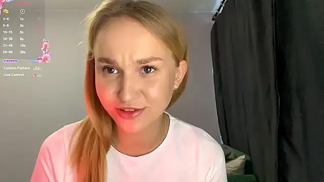 Photos of CatrinaShedrick from StripChat is Freechat