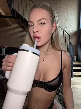 Girls: Stay up-to-date with the new immersive cumshows range and check-out the cutest escorts exhibit their wet clitoris and sweet physiques as they strip off and climax.