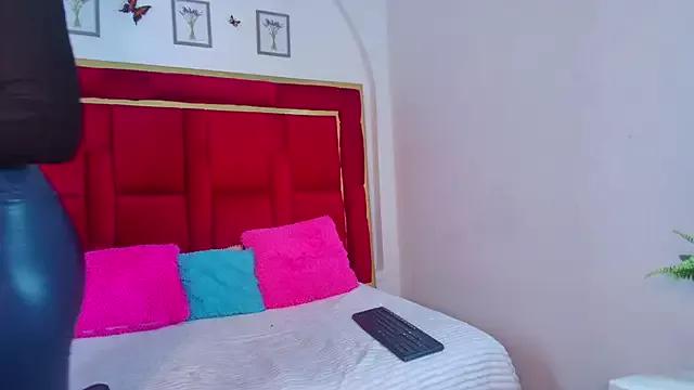 CoralHarrinson from StripChat is Freechat