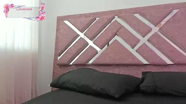 Girls: Stay up-to-date with the new immersive cumshows range and check-out the cutest escorts exhibit their wet clitoris and sweet physiques as they strip off and climax.