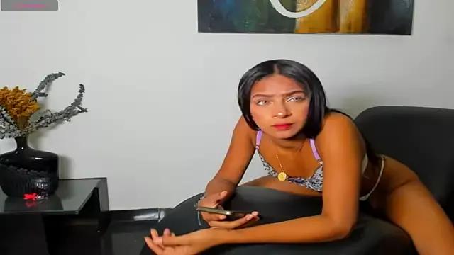 Couple_no-limits11 from StripChat is Freechat